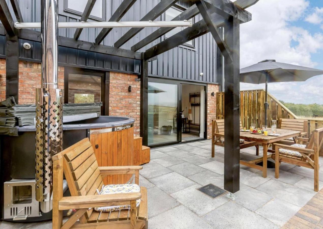 Fawn Cottage Disabled Adapted 3 Bedroom Hot Tub Coughton Dış mekan fotoğraf